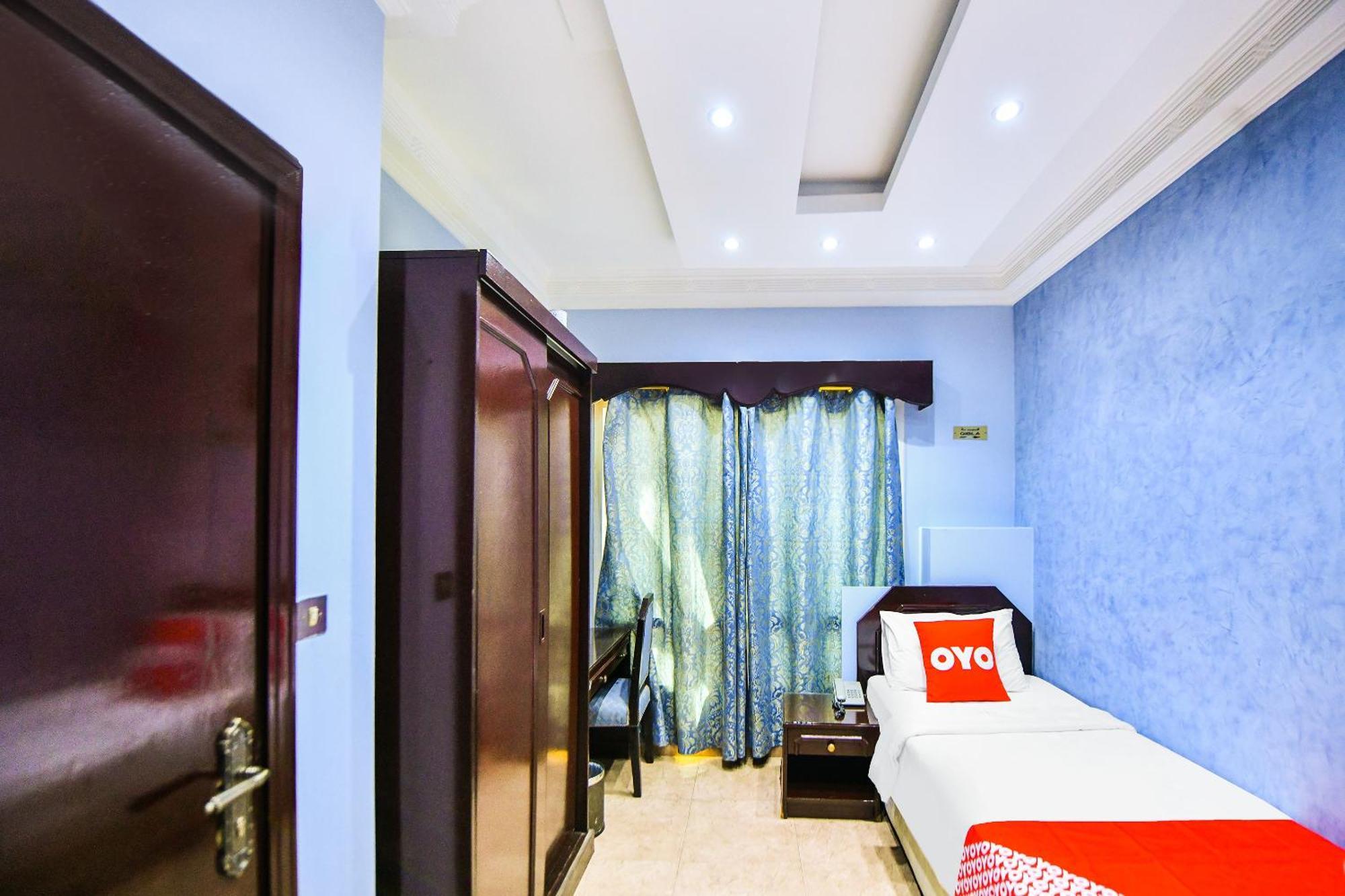 Oyo 137 Marina Hotel Muscat Exterior foto