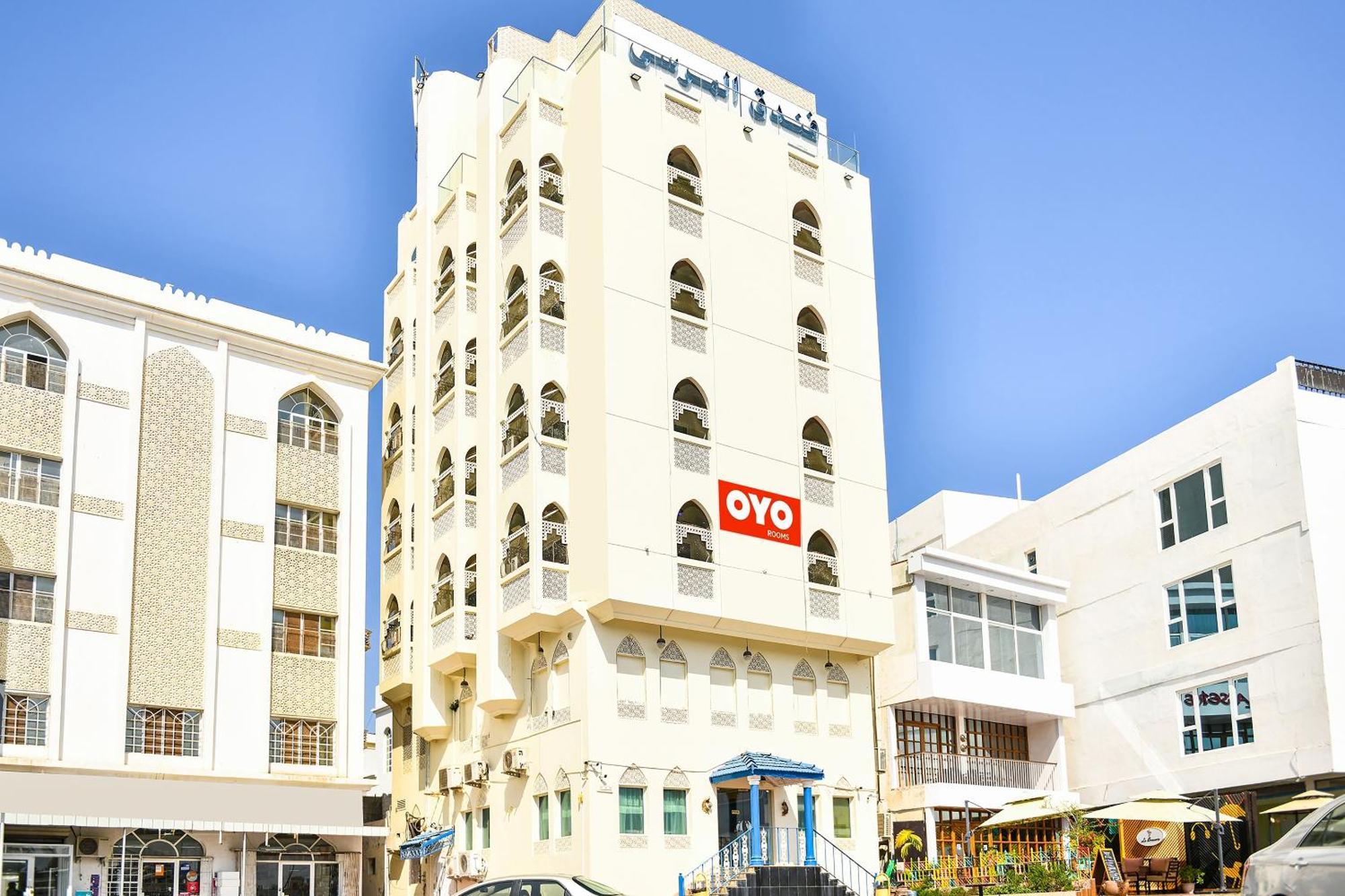 Oyo 137 Marina Hotel Muscat Exterior foto