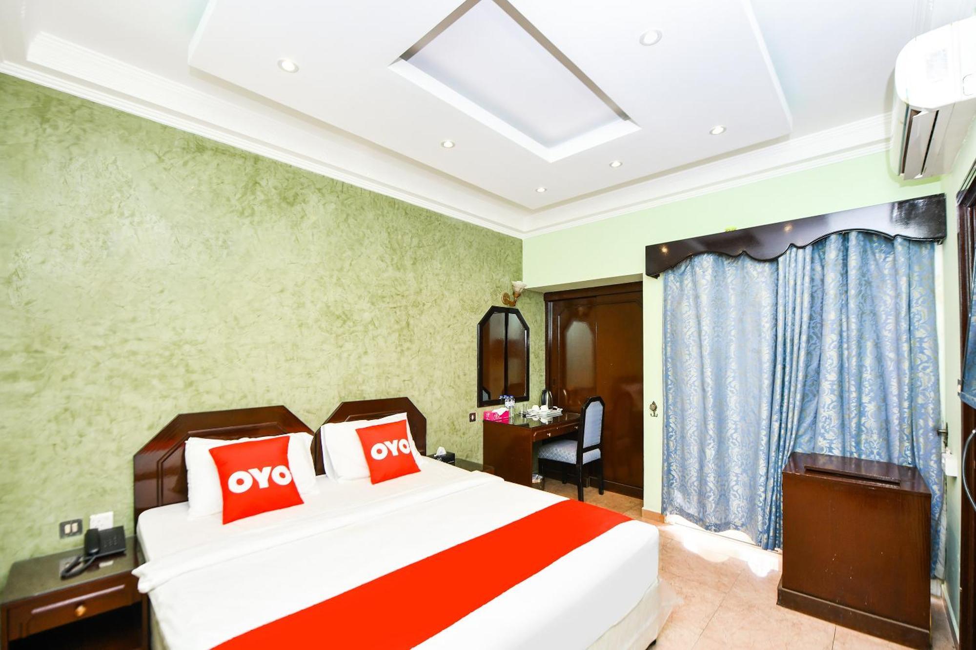 Oyo 137 Marina Hotel Muscat Exterior foto