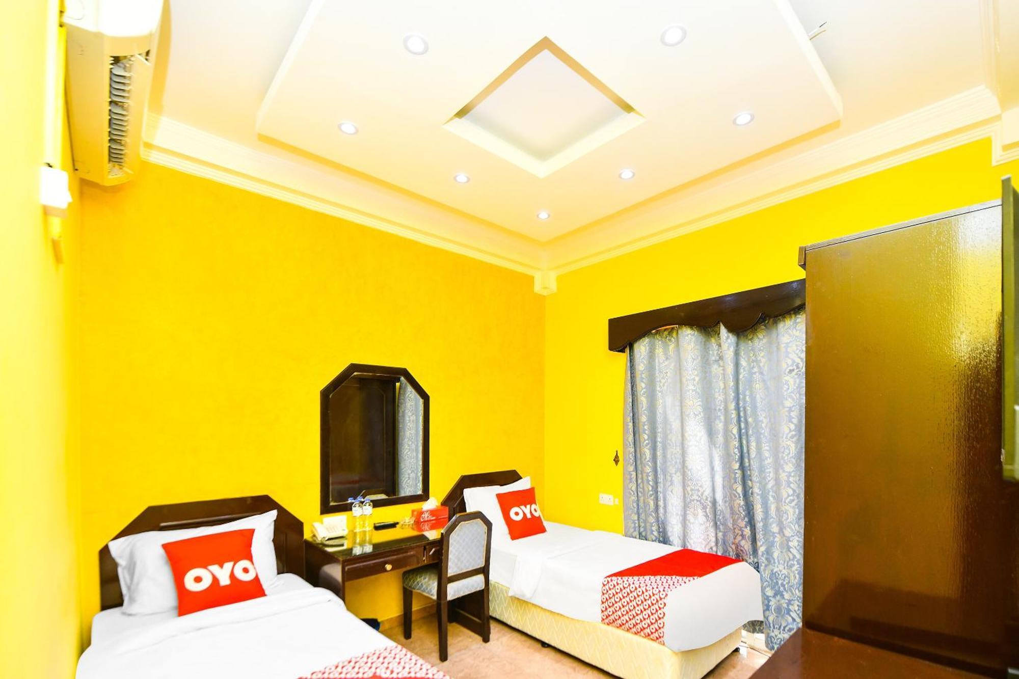 Oyo 137 Marina Hotel Muscat Exterior foto