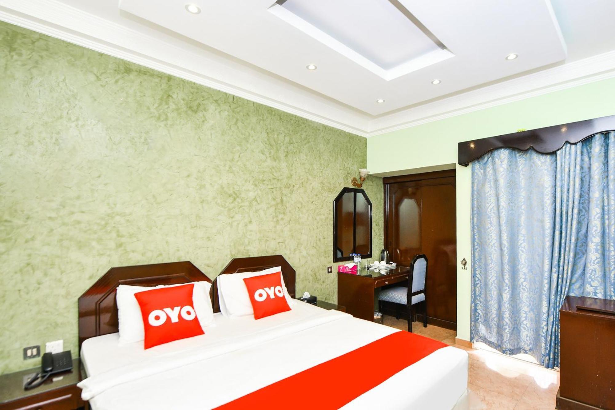 Oyo 137 Marina Hotel Muscat Exterior foto